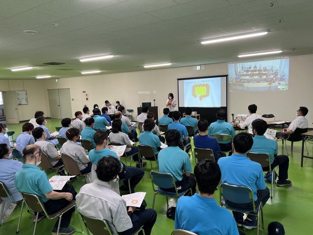 上期6S活動のまとめ下期計画発表会風景